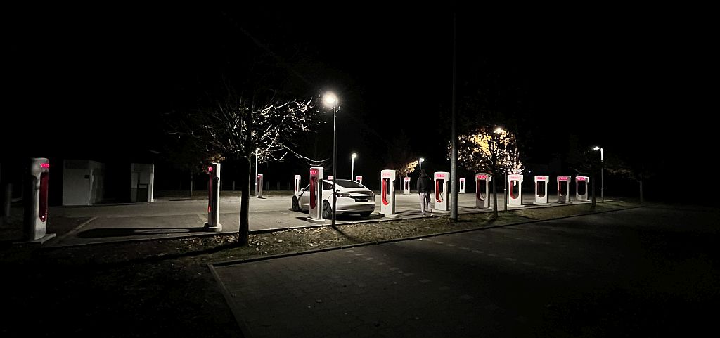 Tesla Supercharger Soltau
